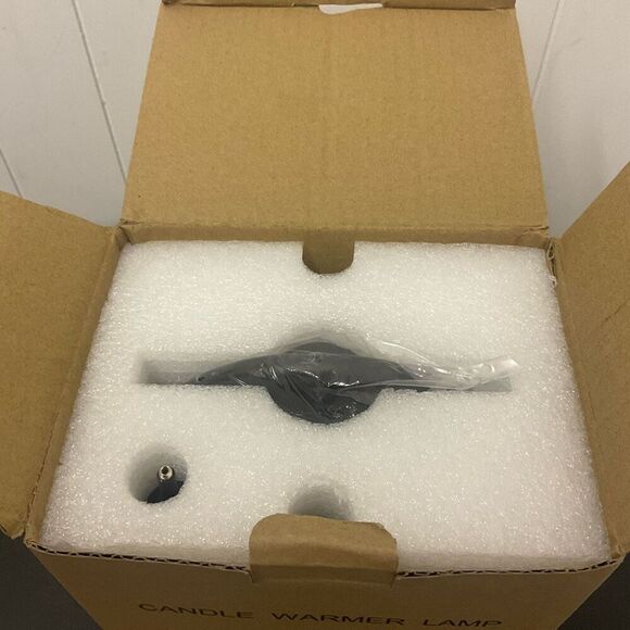 Brand New in Box Candle Warmer Table Lamp Black - Picture 2 of 5